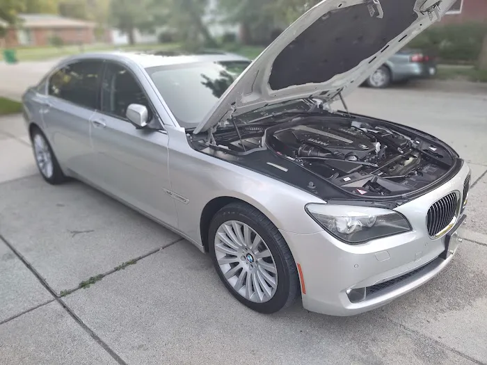 BMW of Bloomfield Hills Service and Parts 3