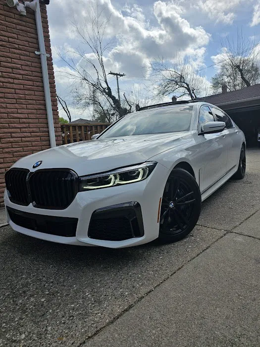 Bloomfield Hills Collision Center 6