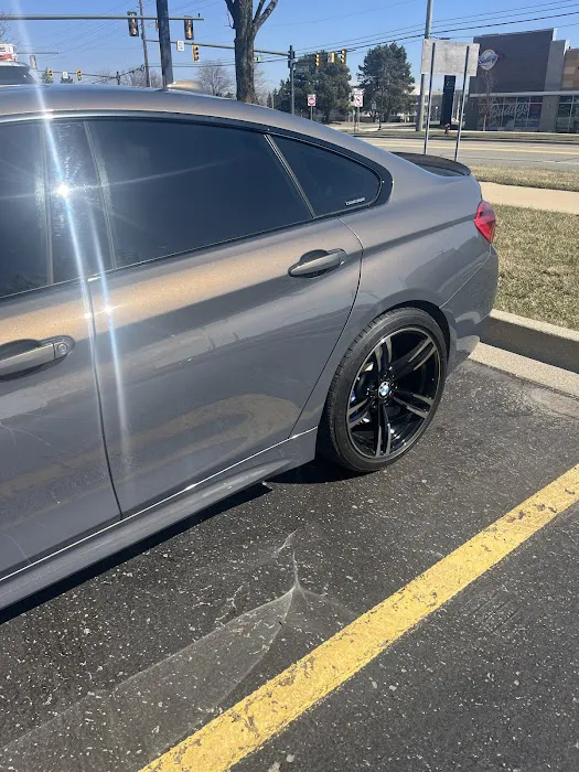 Bloomfield Hills Collision Center 8