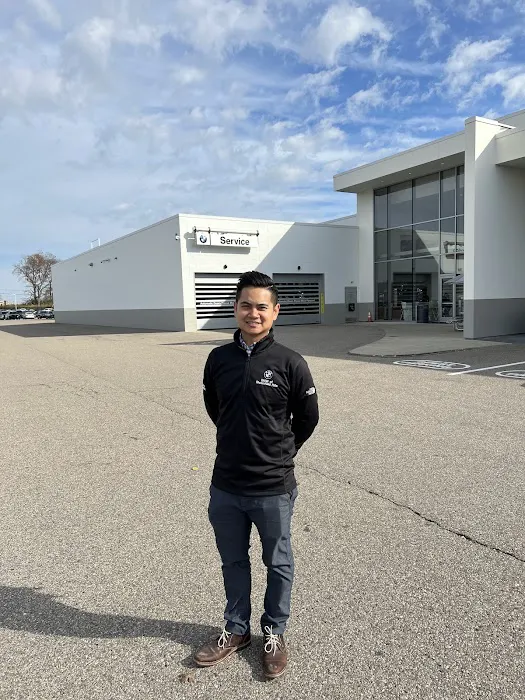 Bloomfield Hills Collision Center 4