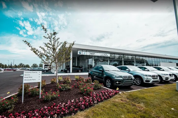 Bloomfield Hills Collision Center 9