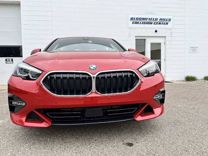 Bloomfield Hills Collision Center 3