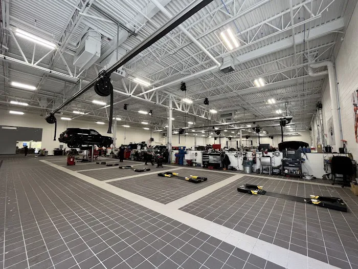 Jaguar Novi - Service & Parts 0