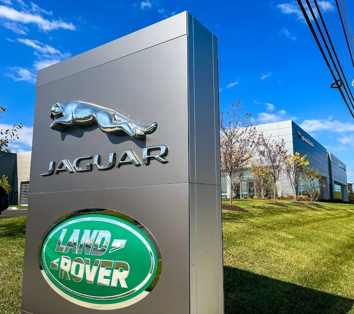 Jaguar Novi - Service & Parts 1