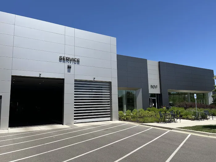 Land Rover Novi - Service & Parts 5