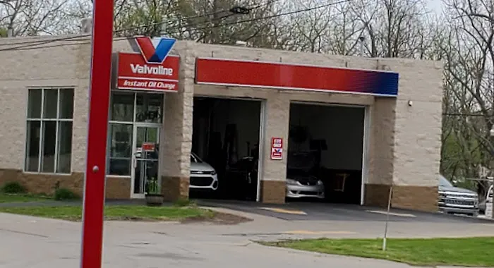 Valvoline Instant Oil Change 3