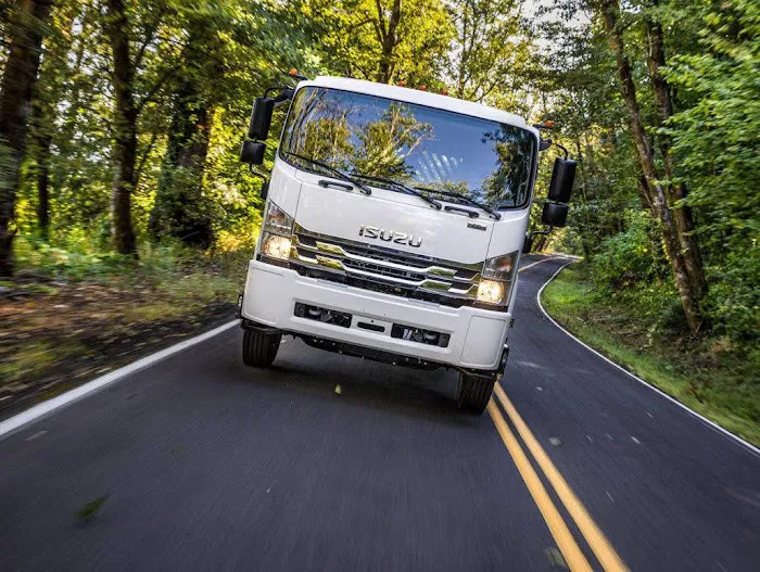 Sellers Commercial Truck Center | Service and Parts Department 5
