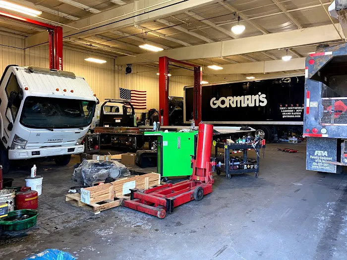 Sellers Commercial Truck Center | Service and Parts Department 7