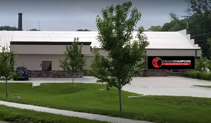 Crash Champions Collision Repair Omaha 0