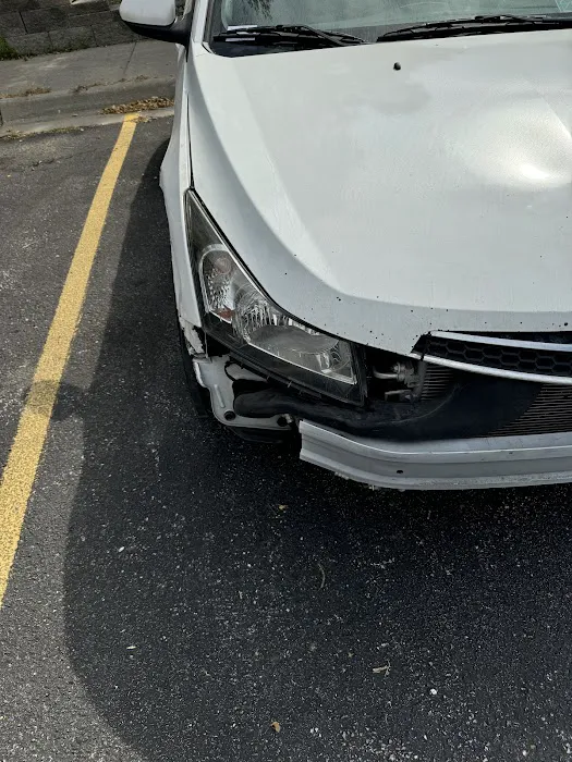 Dingman's Collision Center 3