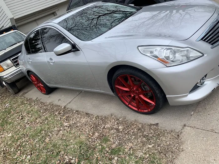 Dingman's Collision Center 8