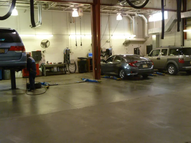 Honda Cars of Bellevue Service Department 7