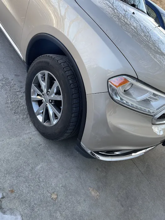 Chalek's Auto Body 1