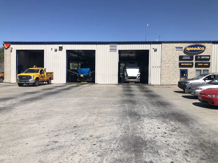 Speedco Truck Lube and Tires 2