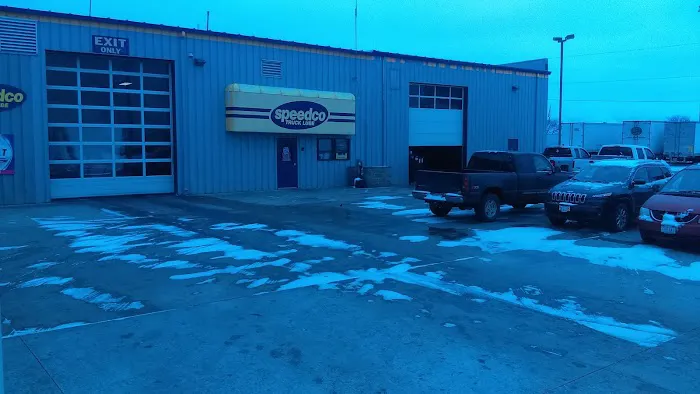 Speedco Truck Lube and Tires 7