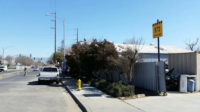 Gonzalez Auto Repair & Body 2