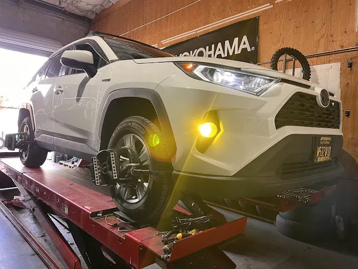 Fierro's Tires & Wheels 5