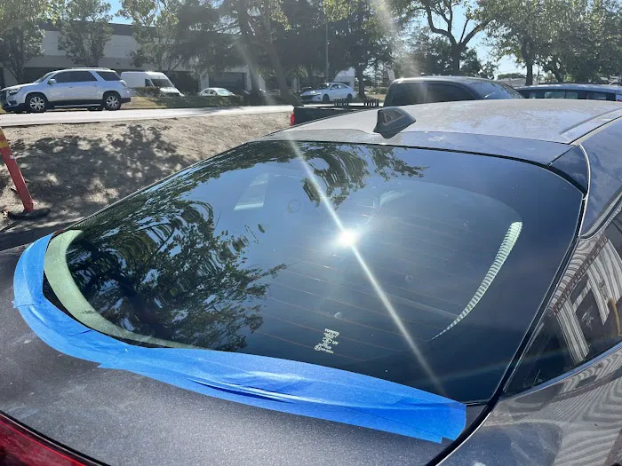 Low Price Auto Glass 5