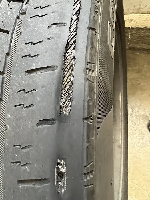 Hernandez Tires 0