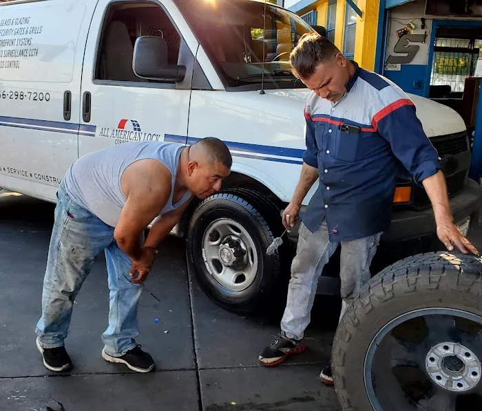 Low price tires & wheels 8
