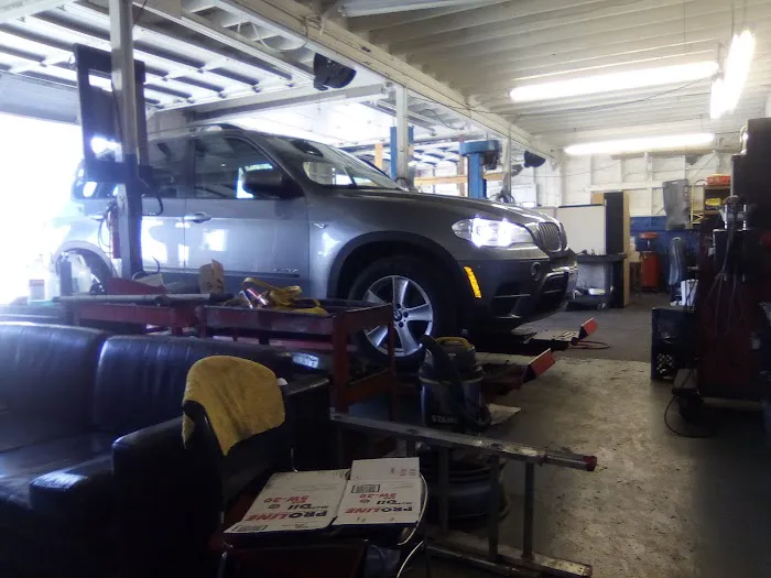 Pete's Stop Tire Auto Repair 5