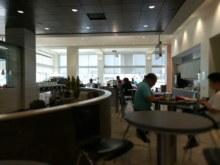 Capitol Toyota Service Center 2