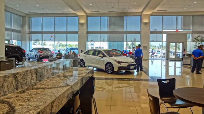 Capitol Toyota Service Center 3