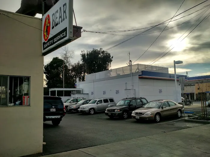 Campbell Automotive 0
