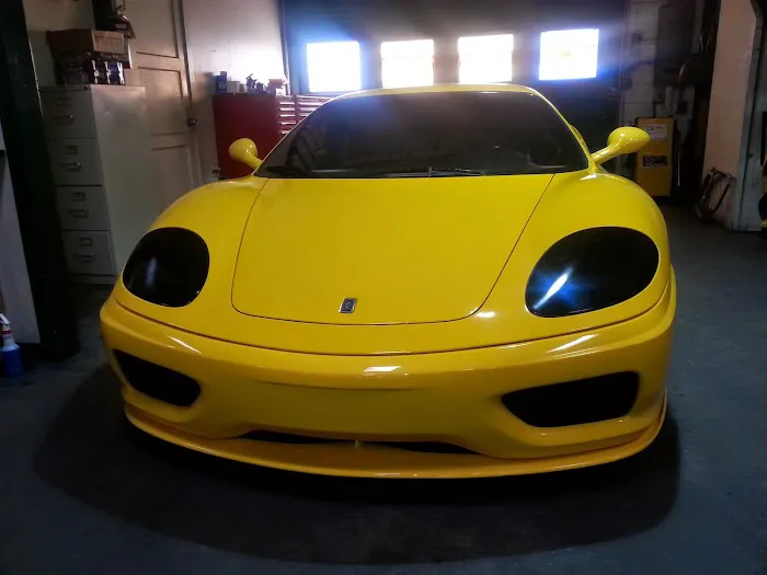 Grandprix Motors 5