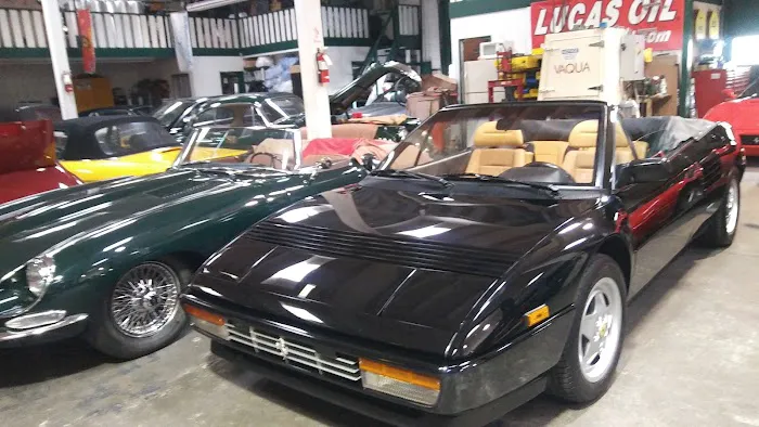Grandprix Motors 8