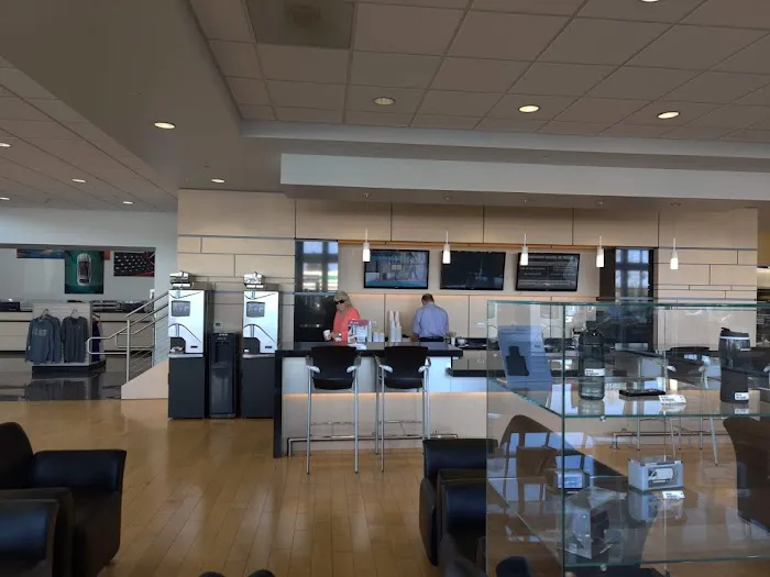 Mercedes-Benz of Stevens Creek Service Center 3