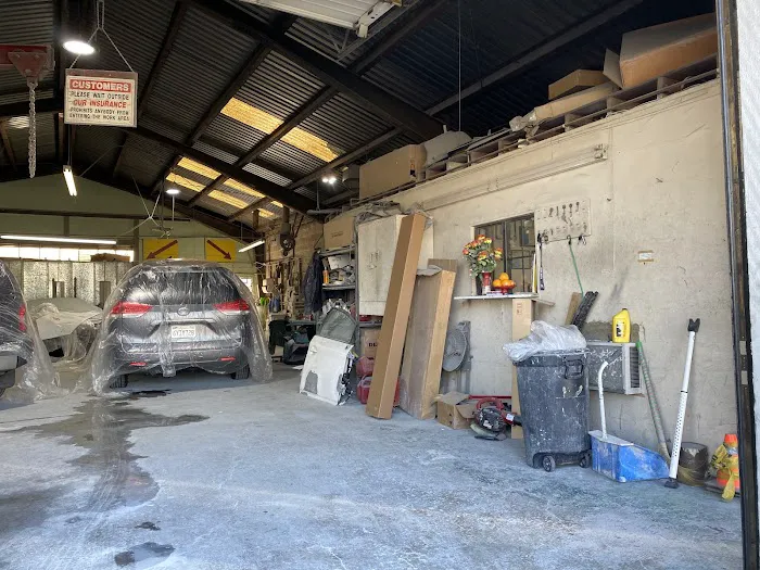 Minh's Auto Body 6