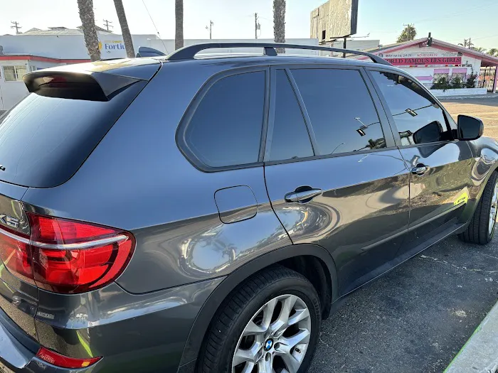 San Jose Jet Black Tint & Glass 2