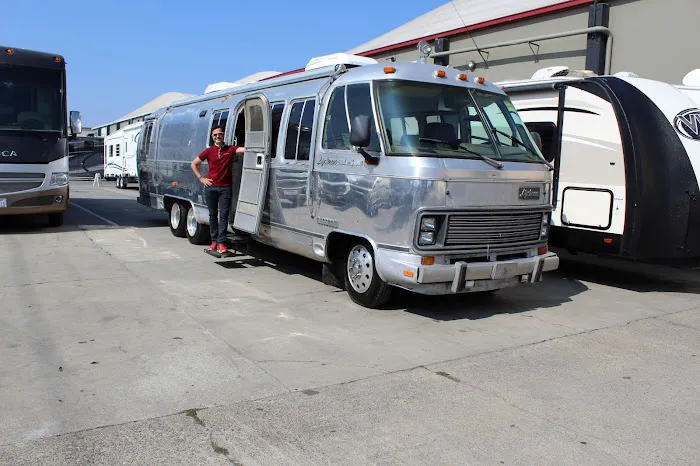 Leale's RV 5