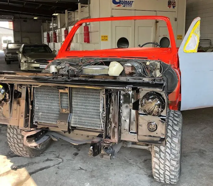 Xpress Auto Body | Paint & Fleet 9