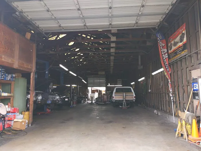Dan's Auto Repair & Trans 9