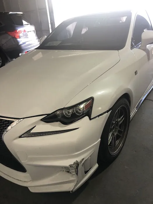 San Carlos Auto Body & Repair 0