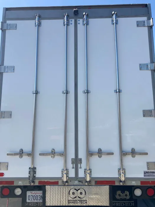 Pro-Cal Truck , Heavy Equipment & R.V. Repair 8
