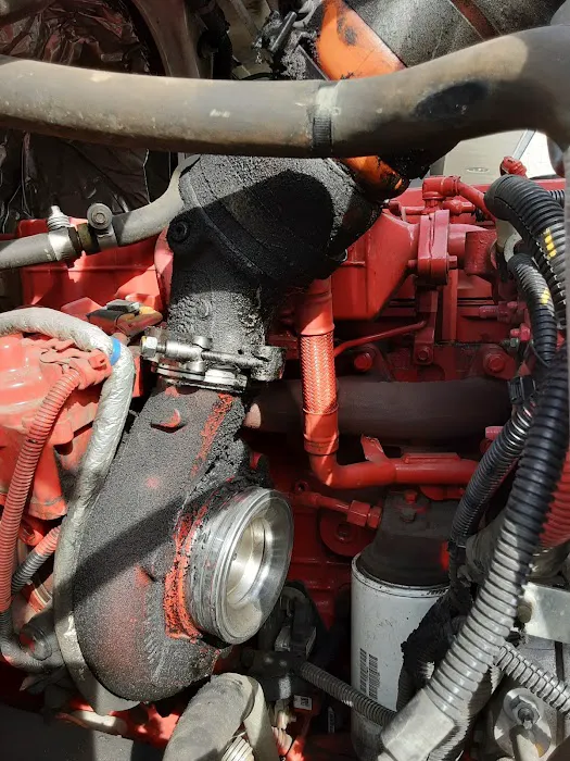 Pro-Cal Truck , Heavy Equipment & R.V. Repair 1