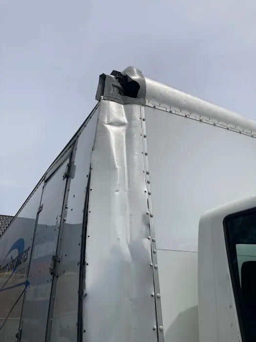 Universal Truck Body and Fabrication 8