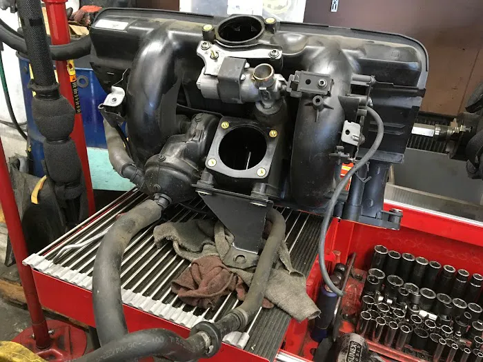 Car Clinic Shop 6