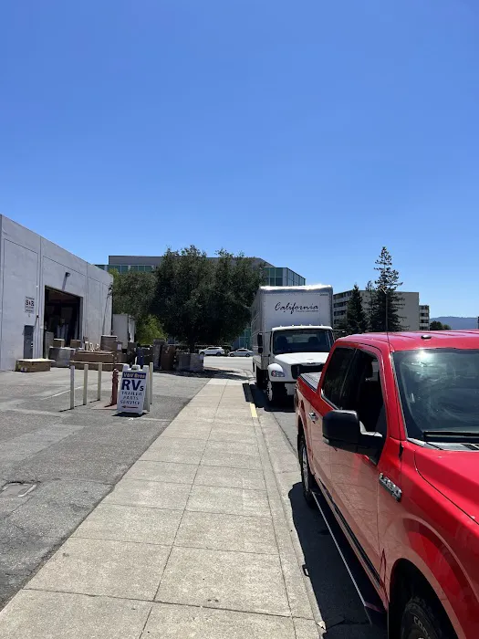 V&V Bros RVs and Trailers Parts and Services 1