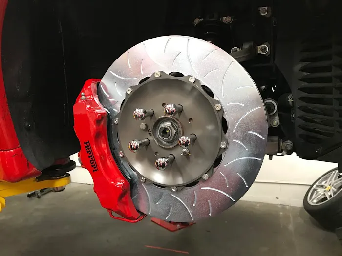 Modena Motors Ferrari Service and Repairs 6