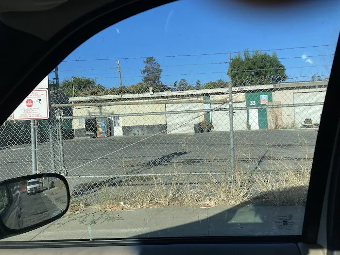 Moi's Auto Repair Ctr 0