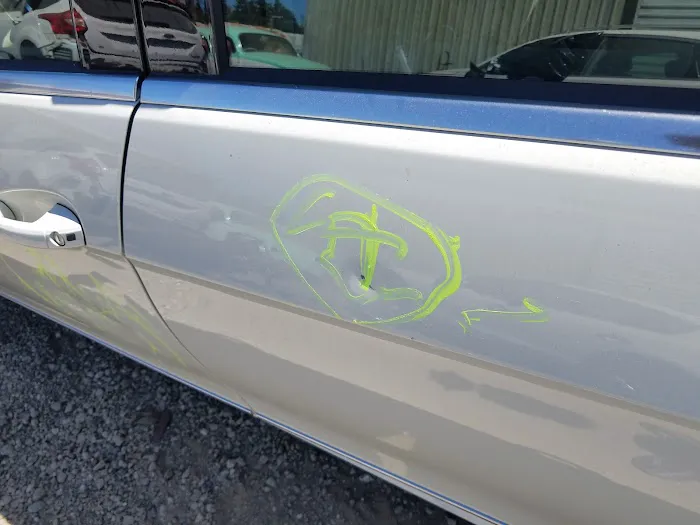 Deluxe Auto Body 2