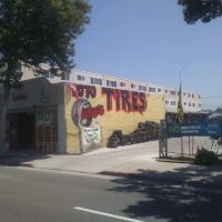Luna's Tires