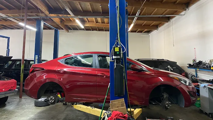 Broski Auto 6