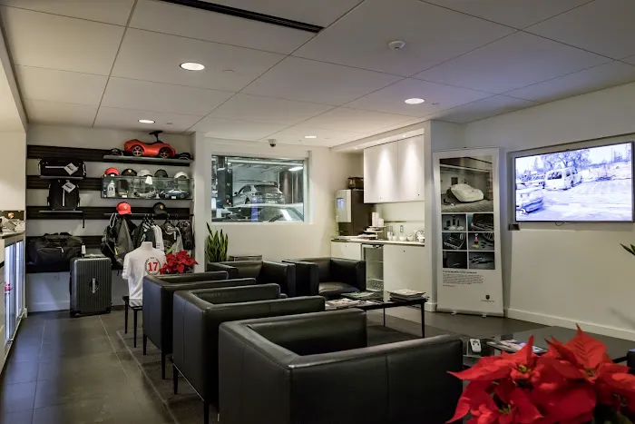 Porsche Fremont Service Center 3