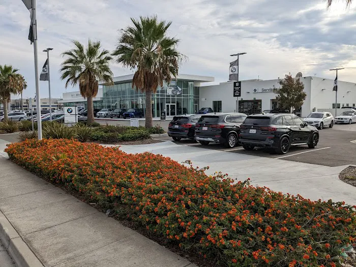 BMW of Fremont Service Center 4