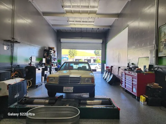 Manteiv Smog Check 9